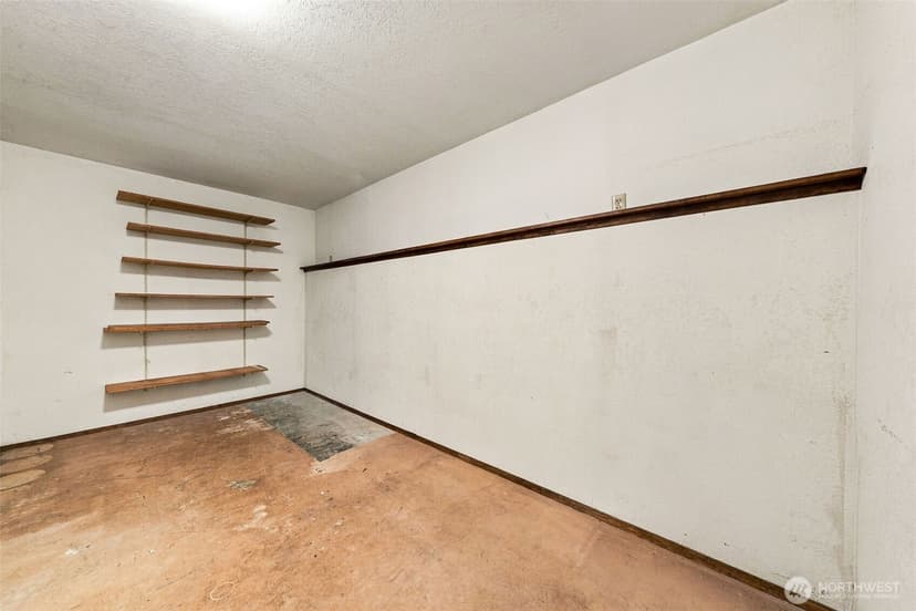 Property photo for 28327 183rd Avenue SE, Kent photo 19