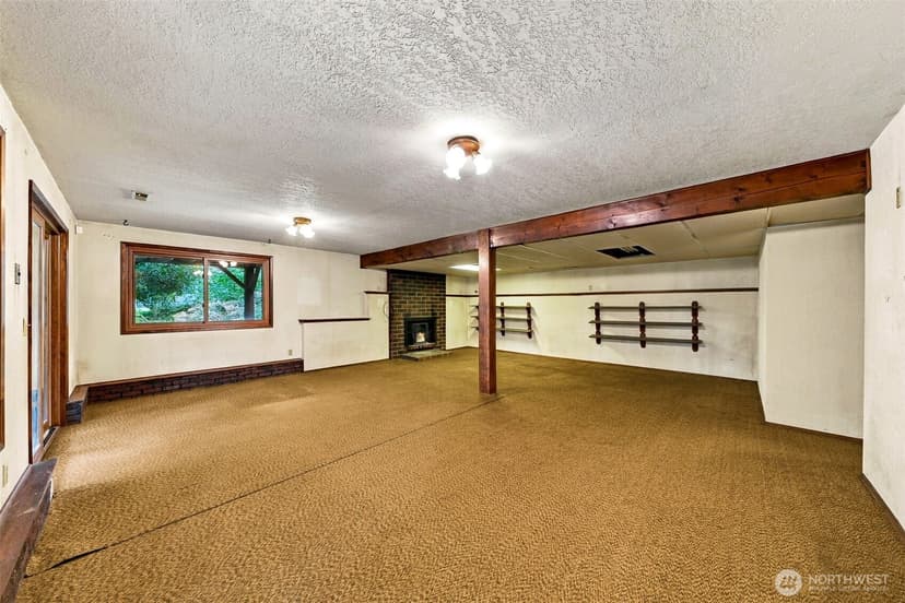 Property photo for 28327 183rd Avenue SE, Kent photo 16
