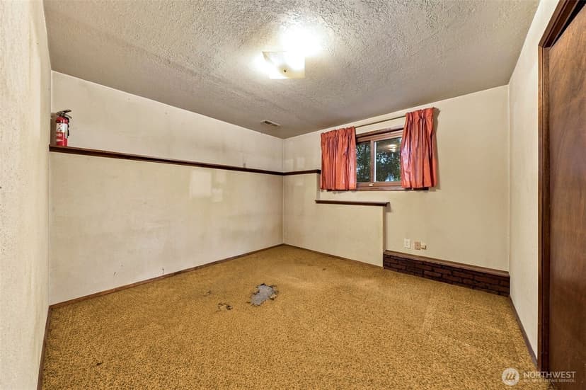 Property photo for 28327 183rd Avenue SE, Kent photo 20