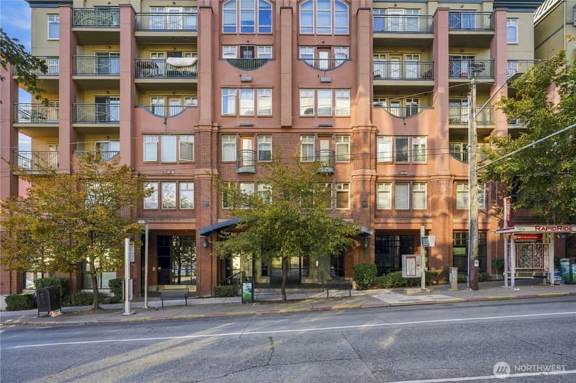 Property photo for 123 Queen Anne Avenue N #408, Seattle photo 2