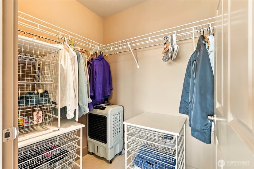 Property photo for 123 Queen Anne Avenue N #408, Seattle photo 14