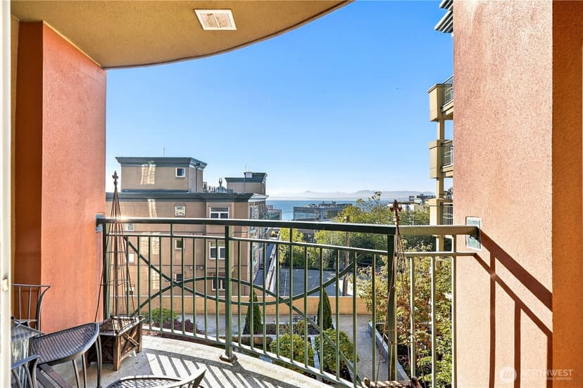 Property photo for 123 Queen Anne Avenue N #408, Seattle photo 16