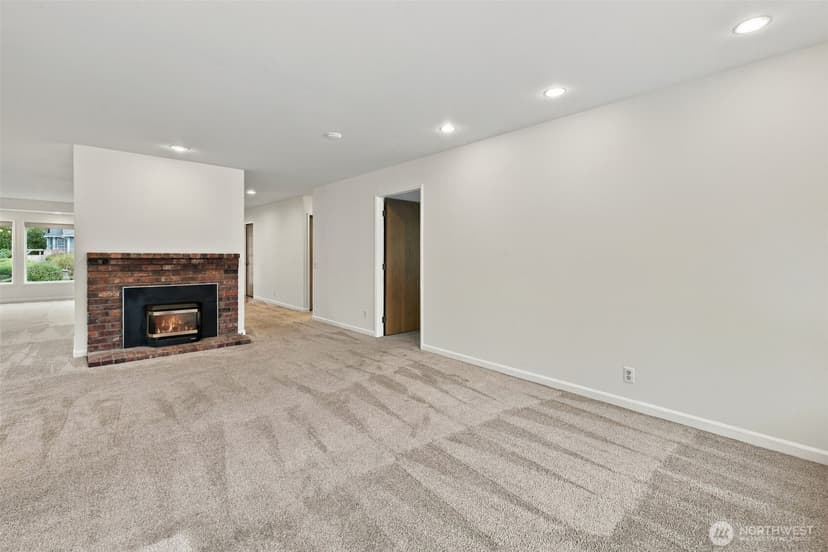 Property photo for 3406 202nd Street SW, Lynnwood photo 12