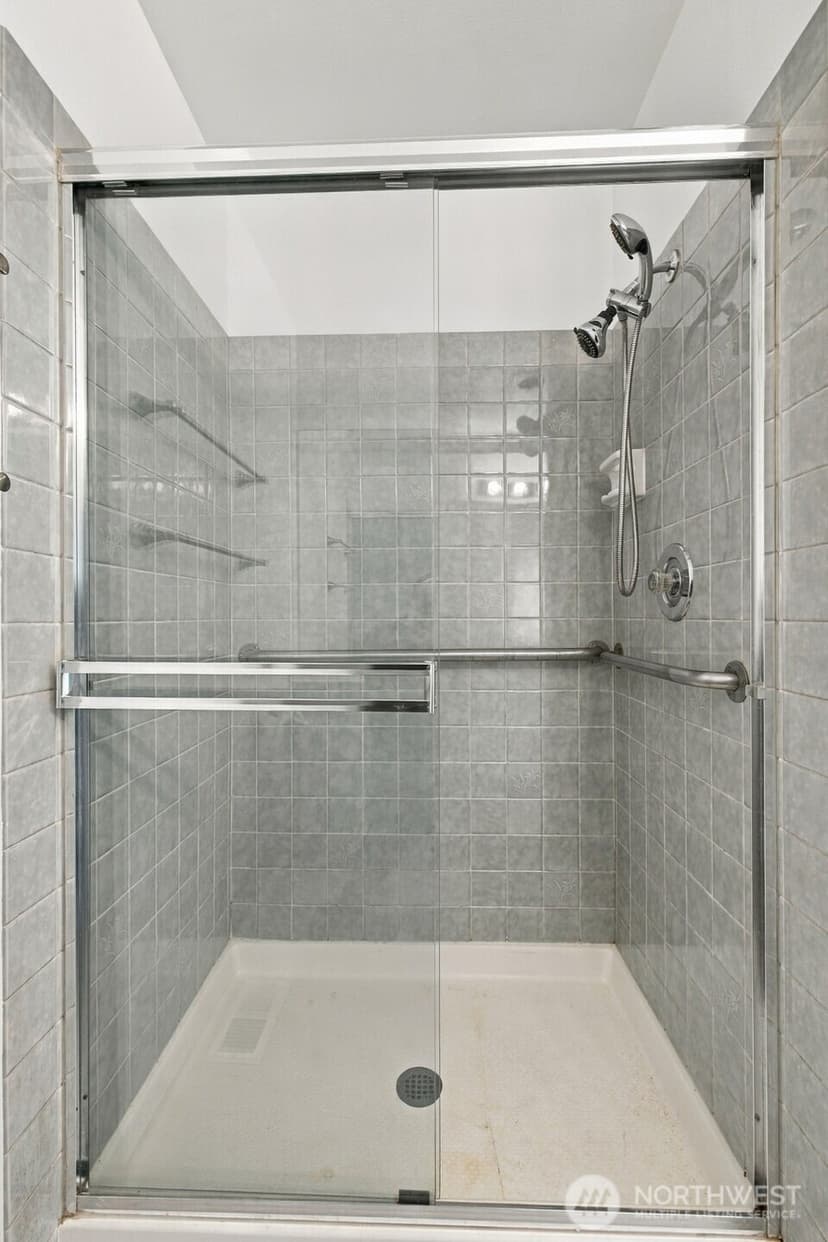 Property photo for 3406 202nd Street SW, Lynnwood photo 25