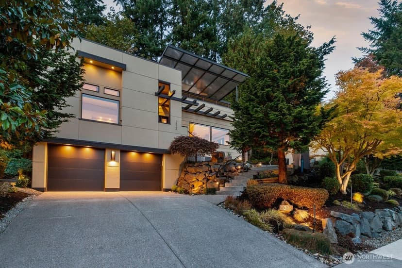 Property photo for 1313 4th Street, Kirkland photo 3