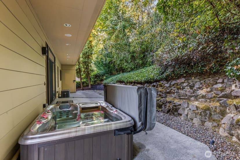 Property photo for 1313 4th Street, Kirkland photo 31
