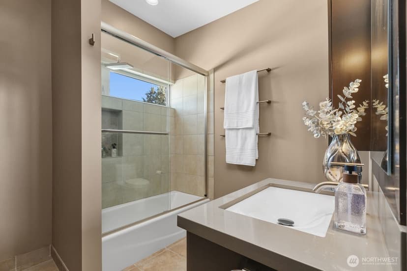 Property photo for 1313 4th Street, Kirkland photo 25