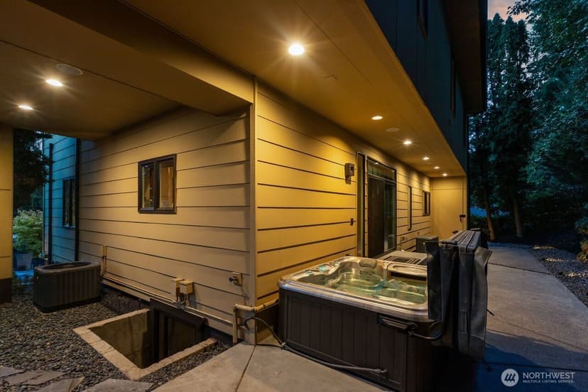 Property photo for 1313 4th Street, Kirkland photo 32