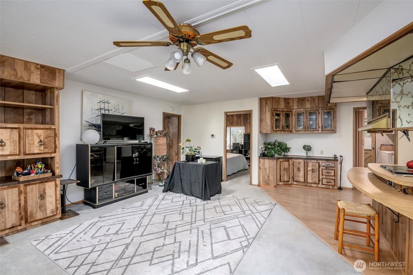 Property photo for 201 Union Avenue SE #184, Renton photo 12