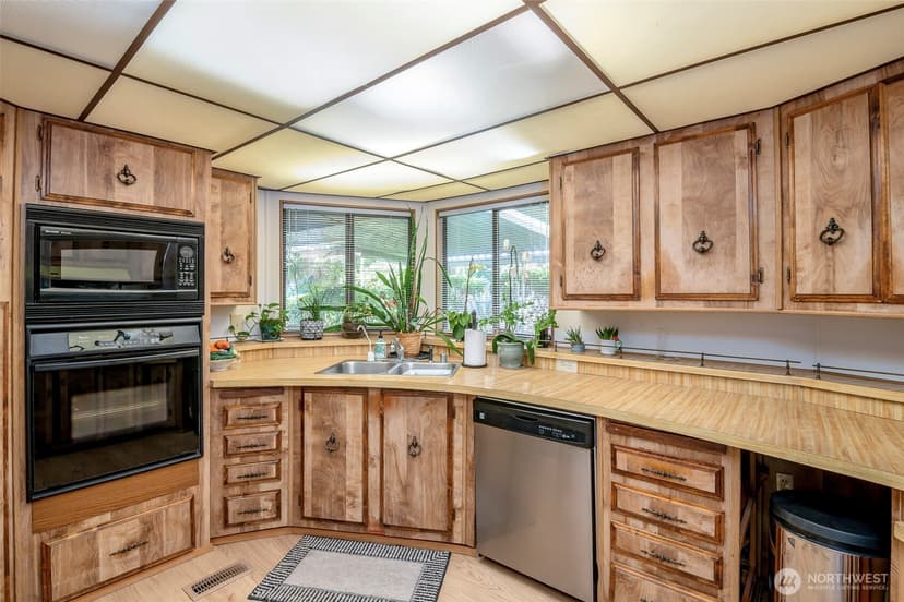 Property photo for 201 Union Avenue SE #184, Renton photo 7