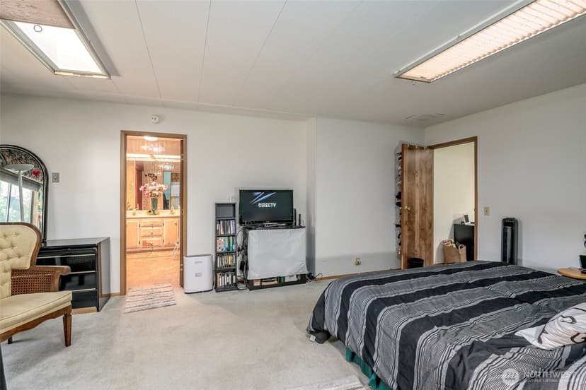 Property photo for 201 Union Avenue SE #184, Renton photo 18