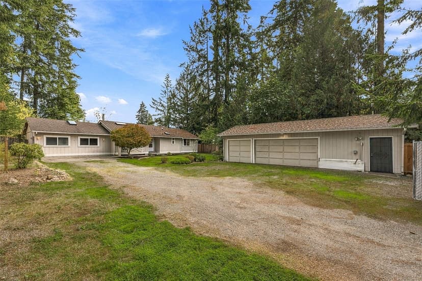 Property photo for 5660 195th Avenue E, Bonney Lake
