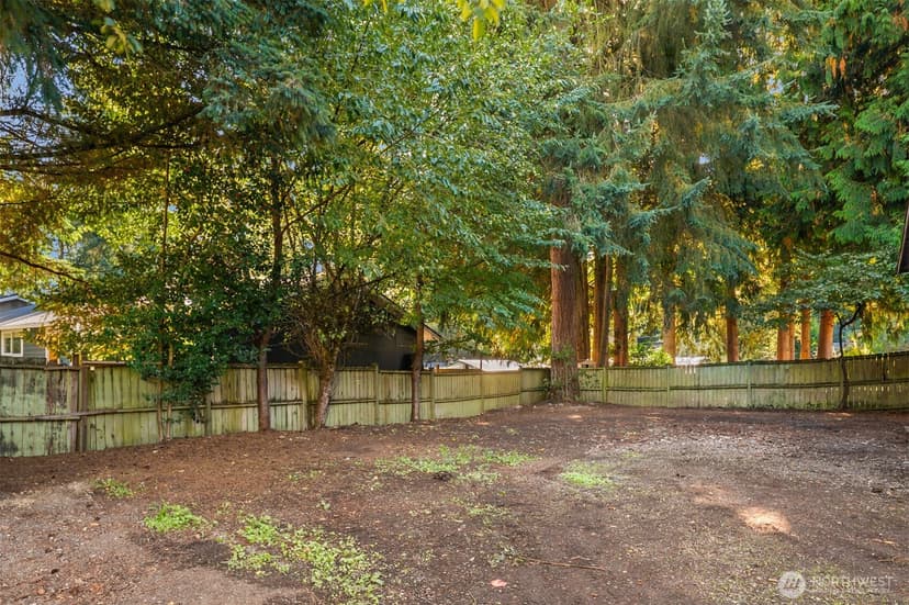 Property photo for 14048 75th Avenue NE, Kirkland photo 19