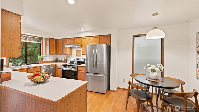 Property photo for 24243 SE 43RD Court, Sammamish photo 12