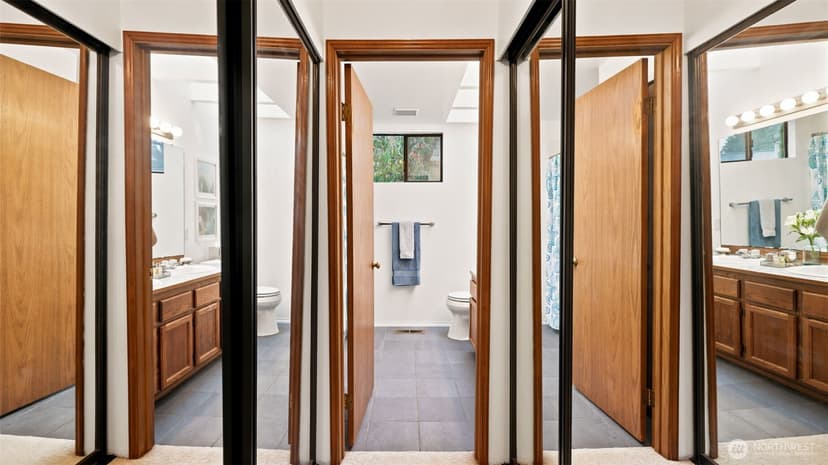 Property photo for 24243 SE 43RD Court, Sammamish photo 17
