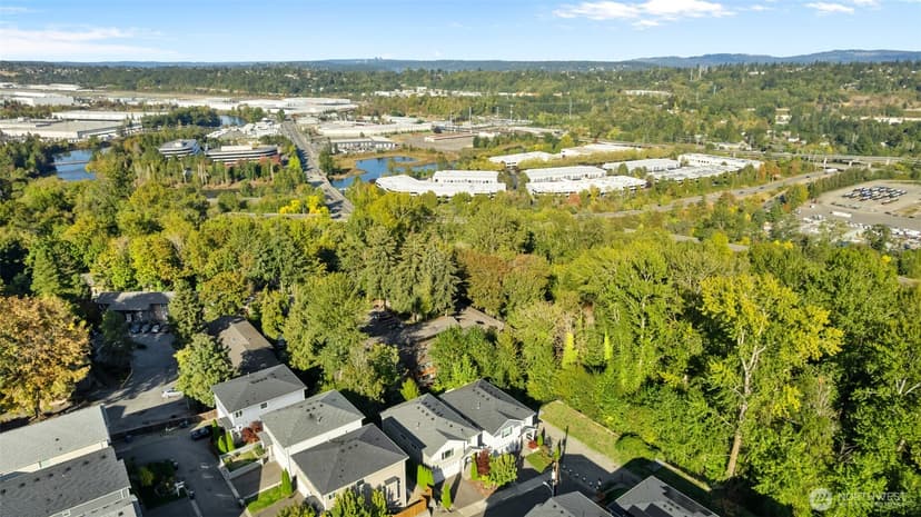 Property photo for 2744 S 120th Place, Burien photo 27