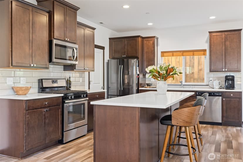 Property photo for 2744 S 120th Place, Burien photo 9