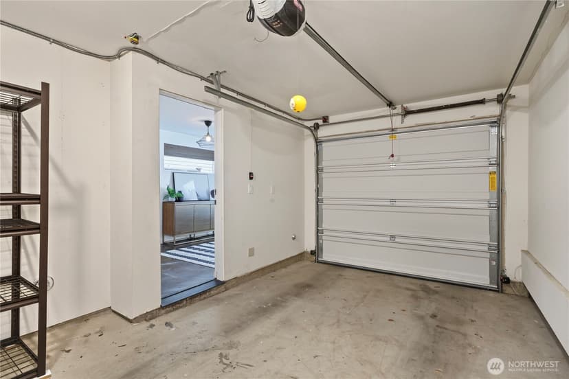 Property photo for 6534 42nd Avenue SW #B, Seattle photo 28