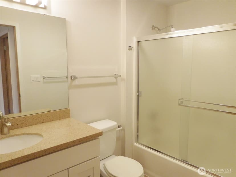 Property photo for 214 W McGraw Street #201, Seattle photo 11