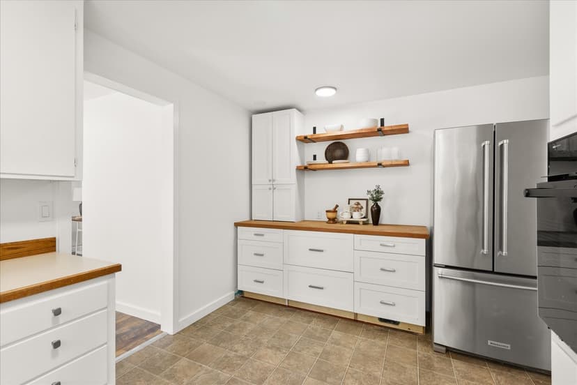 Property photo for 18328 73rd Avenue W, Edmonds photo 19