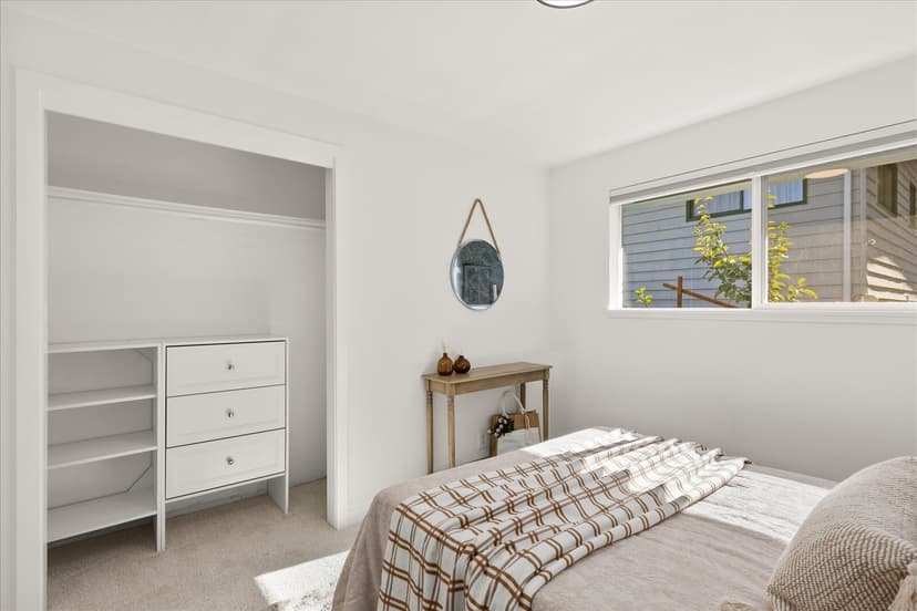 Property photo for 18328 73rd Avenue W, Edmonds photo 12