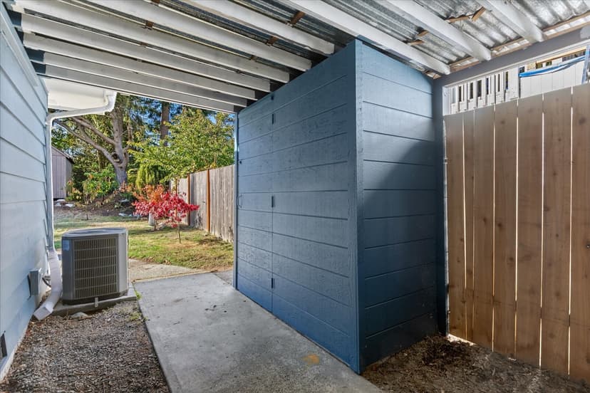 Property photo for 18328 73rd Avenue W, Edmonds photo 27