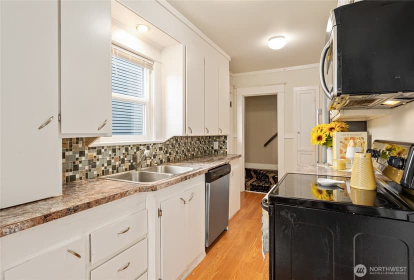 Property photo for 2407 Lombard Avenue #Unit A, Everett photo 9