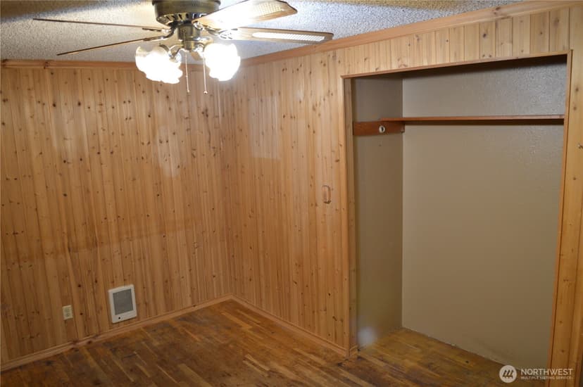 Property photo for 18609 88th Street E, Bonney Lake photo 8