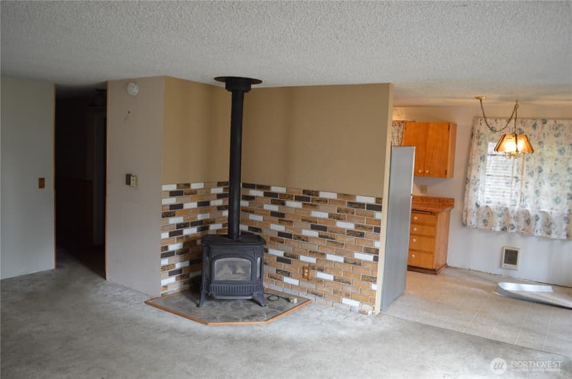 Property photo for 18609 88th Street E, Bonney Lake photo 3