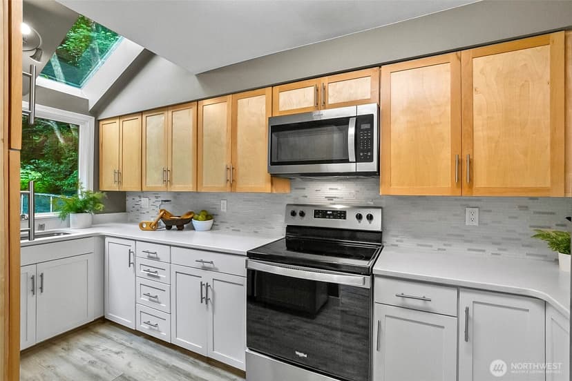 Property photo for 6205 NE 125th Street, Kirkland photo 28