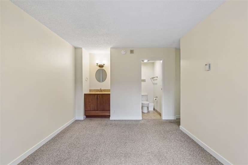 Property photo for 2100 Third Avenue #503, Seattle photo 13
