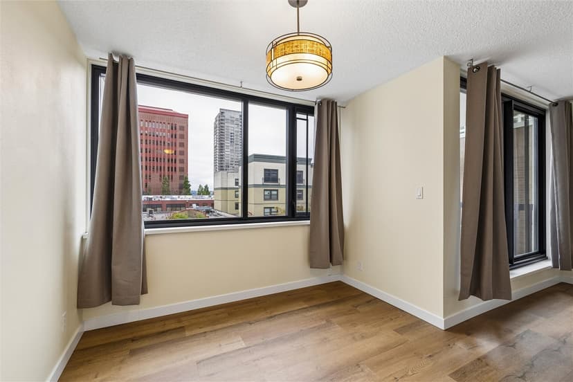 Property photo for 2100 Third Avenue #503, Seattle photo 8