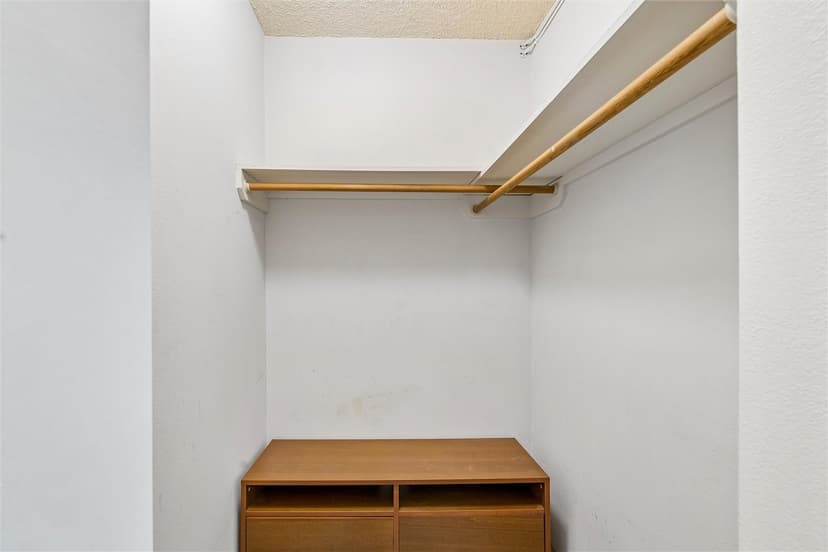 Property photo for 2100 Third Avenue #503, Seattle photo 14