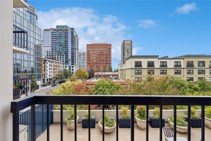 Property photo for 2100 Third Avenue #503, Seattle photo 6