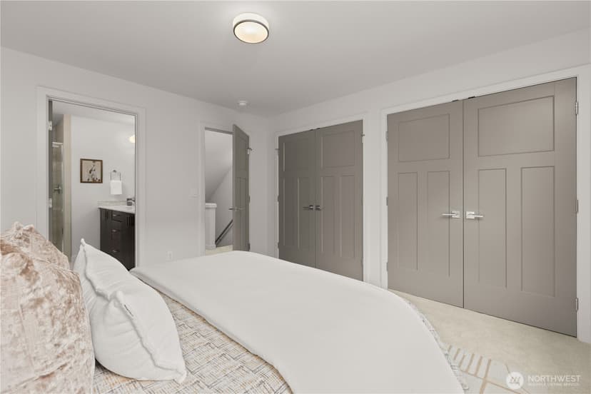 Property photo for 3817 Gilman Avenue W, Seattle photo 6