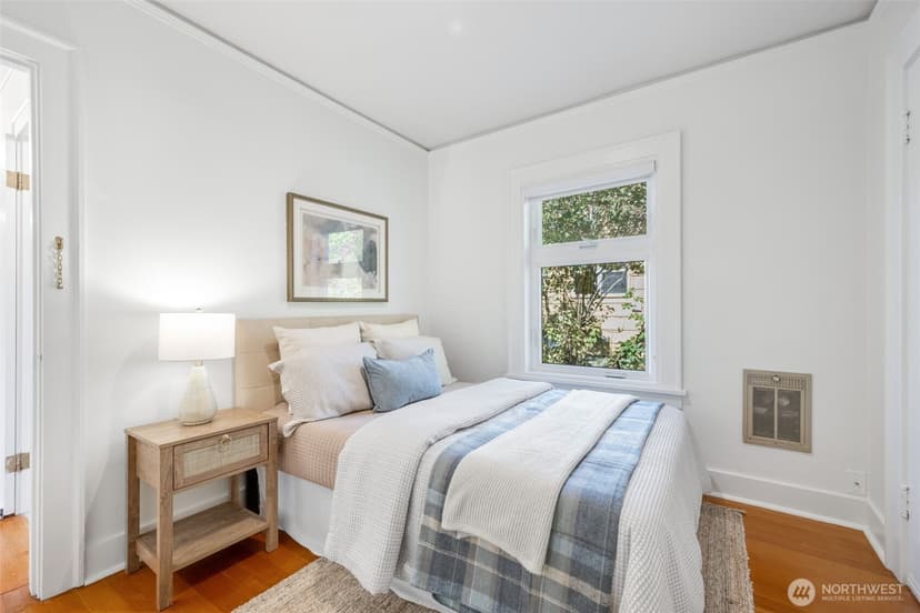 Property photo for 6731 27th Avenue NW, Seattle photo 10