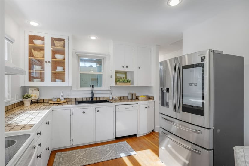 Property photo for 6731 27th Avenue NW, Seattle photo 5