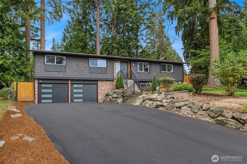 Property photo for 212 143rd Street SE, Lynnwood photo 2