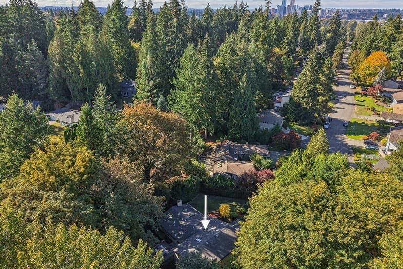 Property photo for 14469 NE 12th Place, Bellevue photo 37