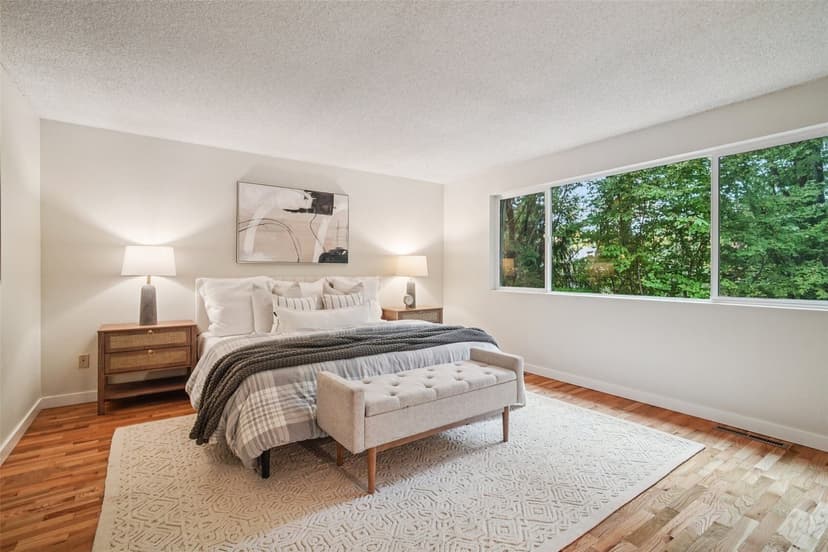 Property photo for 14469 NE 12th Place, Bellevue photo 13
