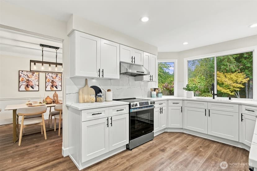 Property photo for 24528 SE 43rd Place, Issaquah photo 15