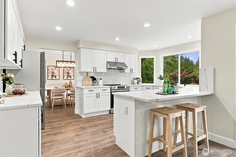 Property photo for 24528 SE 43rd Place, Issaquah photo 13