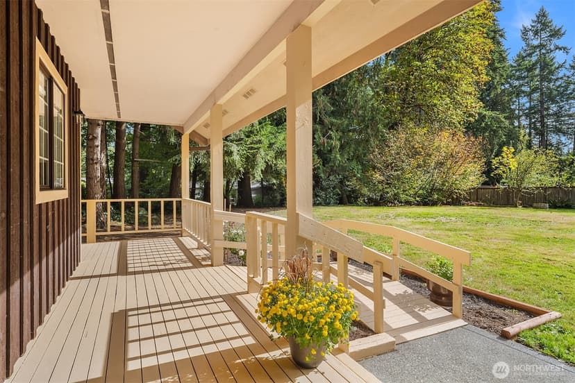 Property photo for 131 137th Street SW, Everett photo 2