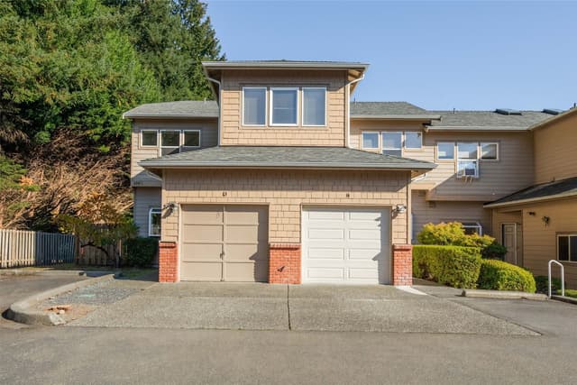 Property photo for 20901 Cypress Way #13, Lynnwood photo 2