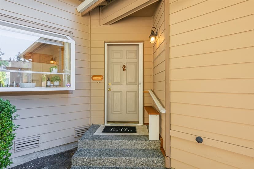 Property photo for 20901 Cypress Way #13, Lynnwood photo 5