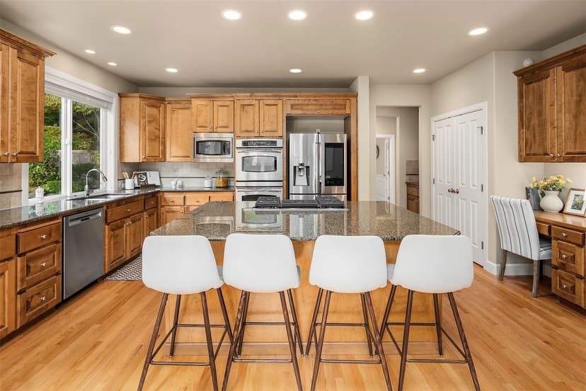 Property photo for 2817 275th Avenue SE, Sammamish photo 13
