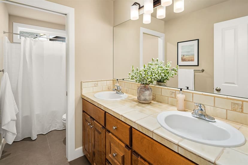 Property photo for 2817 275th Avenue SE, Sammamish photo 30