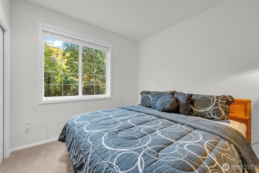 Property photo for 14222 SE 90th Street, Newcastle photo 27
