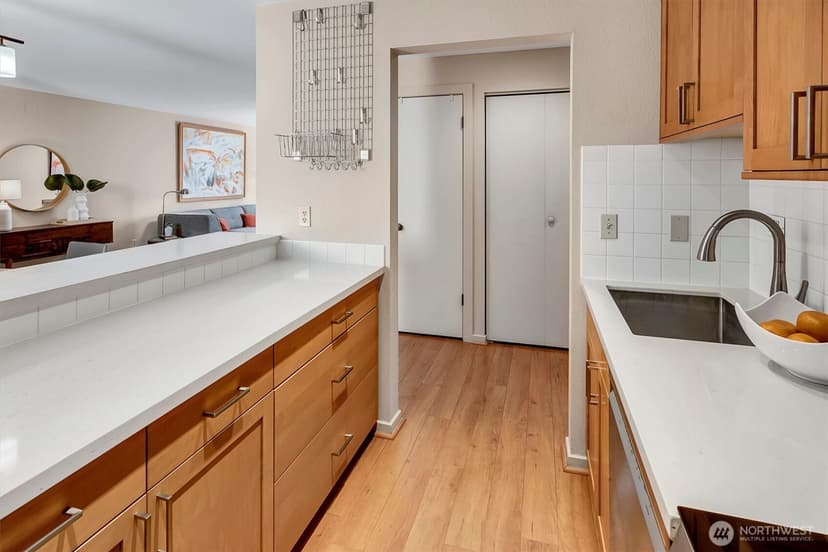 Property photo for 5025 California Avenue SW #406, Seattle photo 12