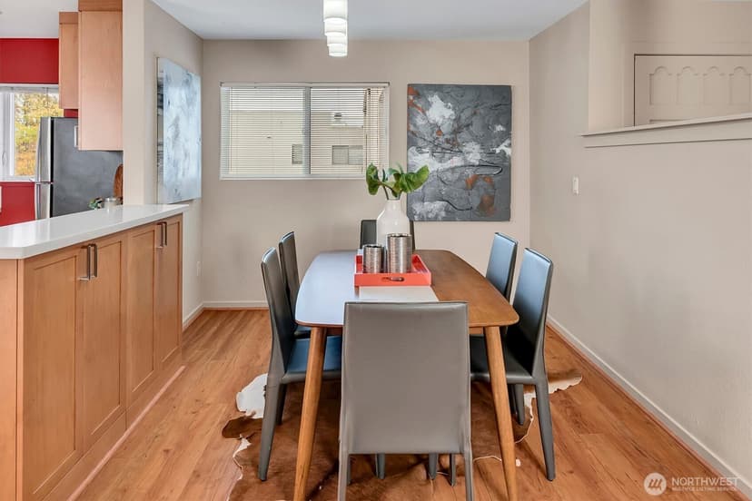 Property photo for 5025 California Avenue SW #406, Seattle photo 7